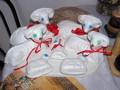 03/2004 beránci po ozdobení